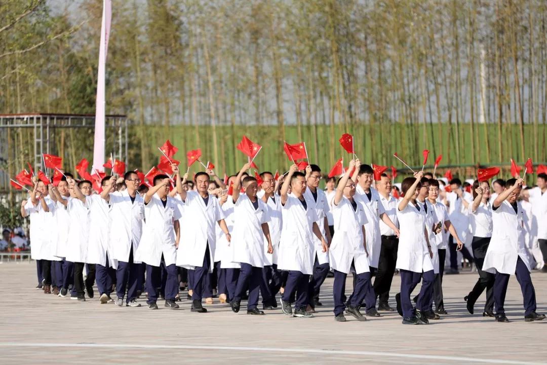 人民日報海外網(wǎng)記者走進西安國際醫(yī)學(xué)中心，請看報道