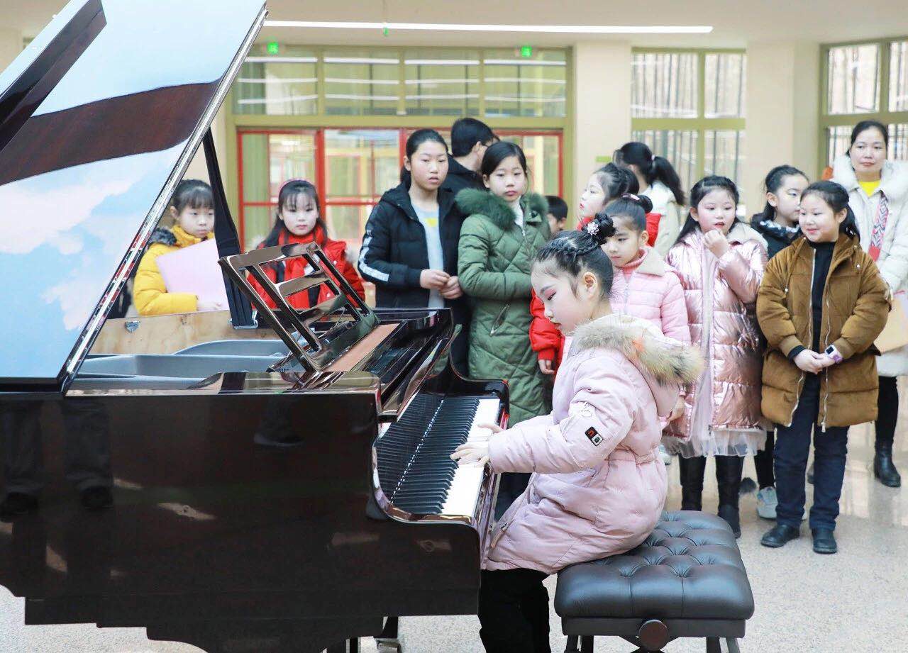 暖心！“小演奏家”走進西安國際醫(yī)學中心醫(yī)院——“寒假健康教育公益行”研學活動之二