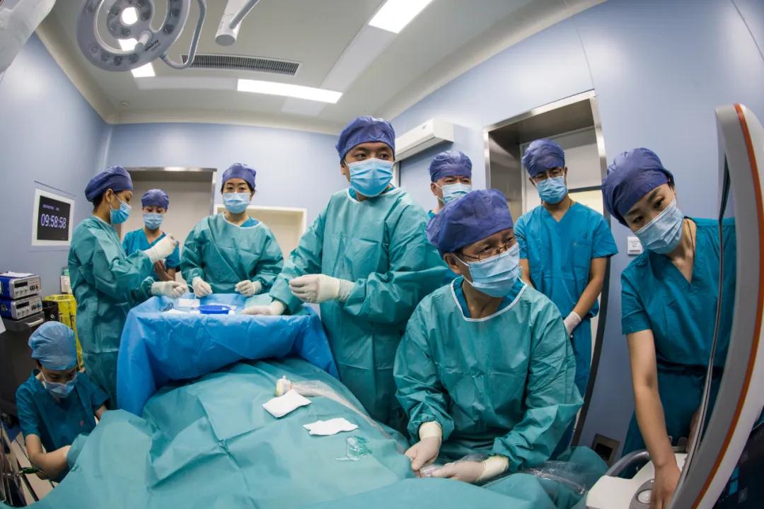 健康時(shí)報(bào)—針尖上的黑科技來了！以針代刀“燒烤”惡性腫瘤組織