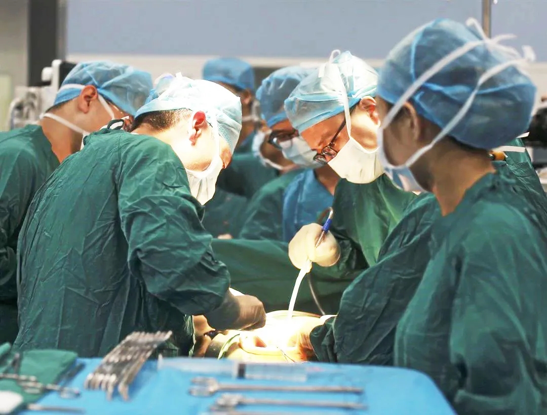 60歲女性，腹圍持續(xù)增大似懷孕10月，原因究竟為何？