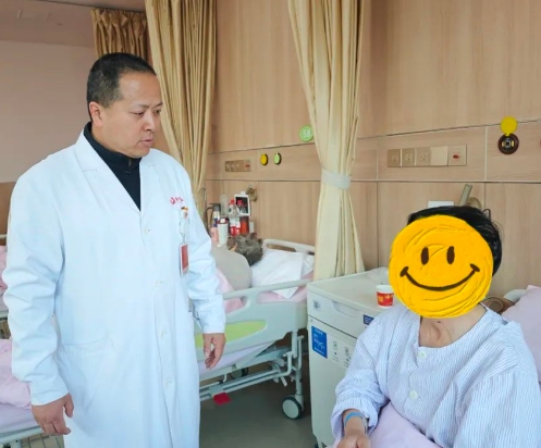 視力模糊、頭暈頭痛？專家：這項(xiàng)顱內(nèi)腫瘤檢查必不可少